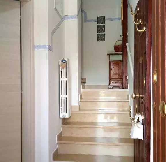 La Tua Casa A Tricarico, Comfort,privacy, E Parcheggio, Io Sono Qui