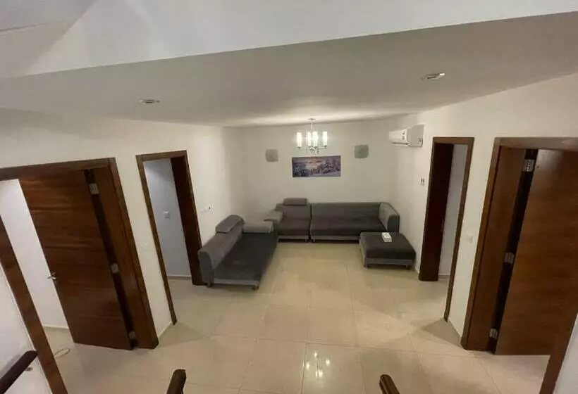 سافانا امواج Amwaj Savana
