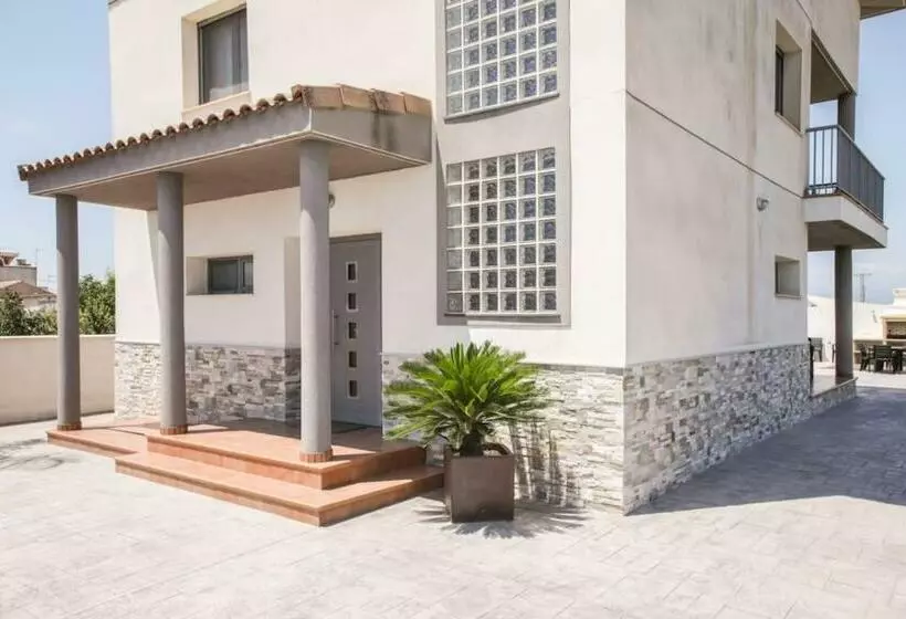 Estel   Chalet A 200m Del Río Ebro Con Piscina Privada Y Barbacoa