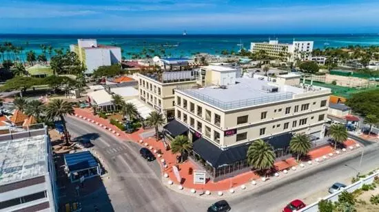 Luxury Ocean View Condo @ Aruba’s Palm Beach