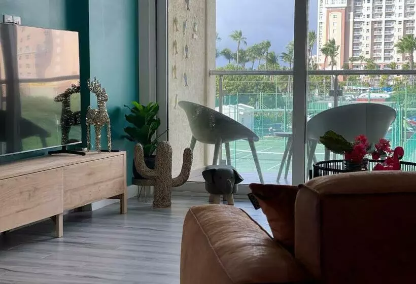 Luxury Ocean View Condo @ Aruba’s Palm Beach