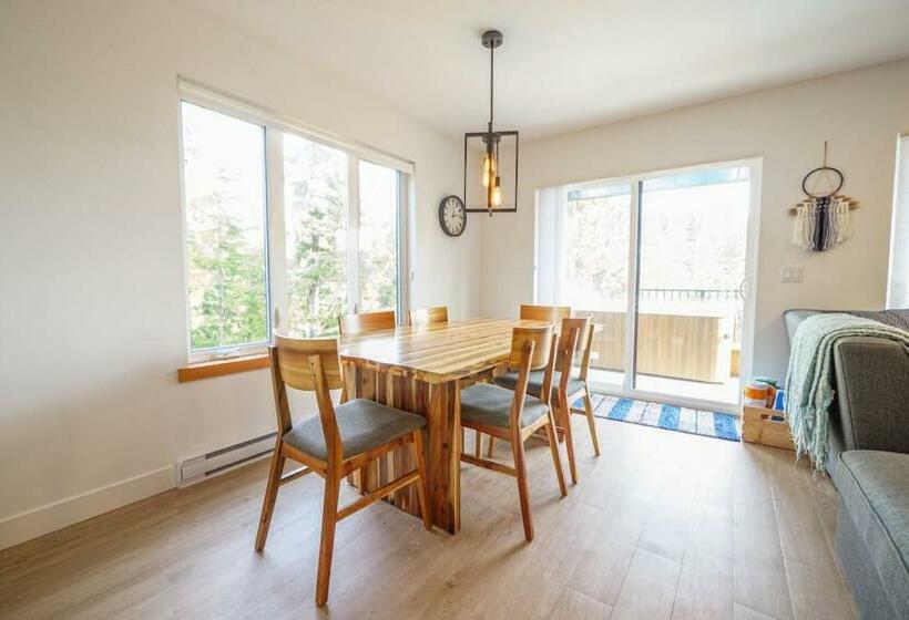 Storm Bay Modern 1 Bed Suite And Chefs Kitchen