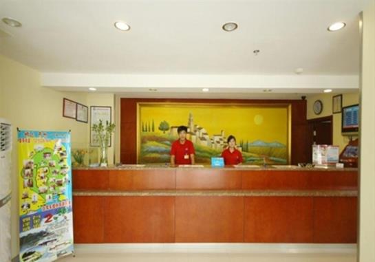호텔 City Comfort Inn Qingdao Yinhai Dashijie