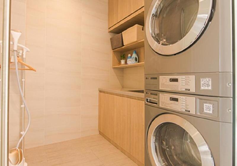 Hotel Hanting Premium Chengdu Yushuang Road Metro Station