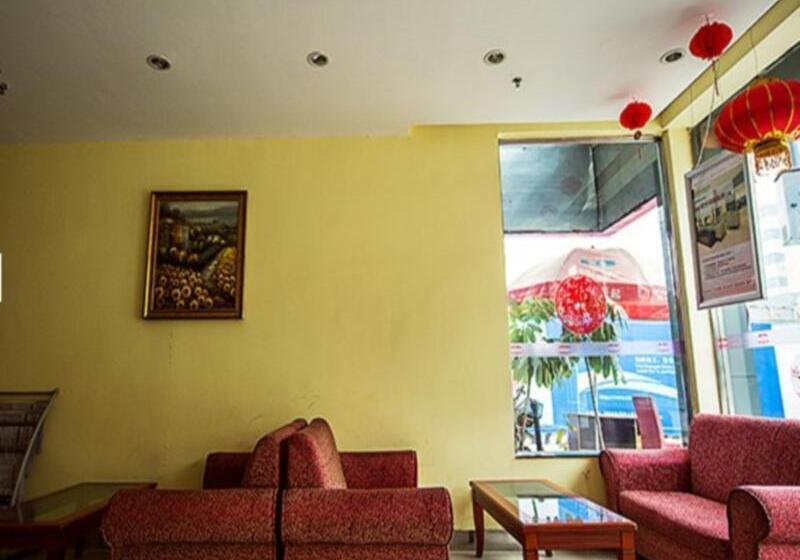 Hotel Hanting Premium Chengdu Yushuang Road Metro Station