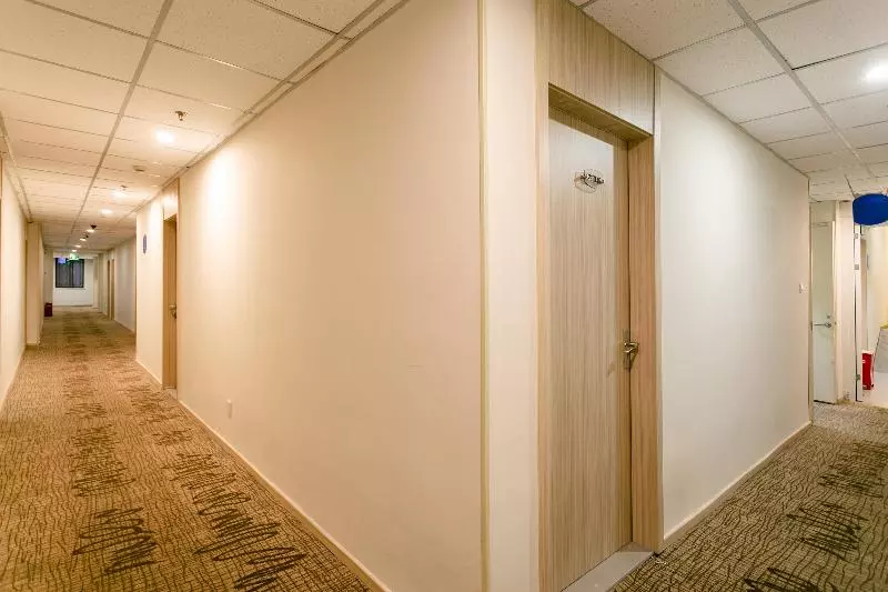 Отель Hanting  Suzhou Guanqian Jingde Road