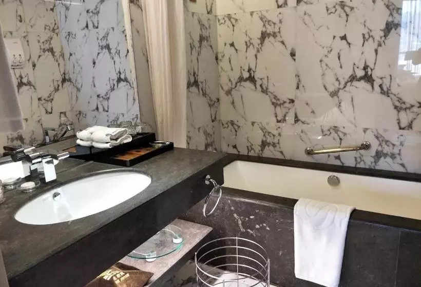 酒店 Kun Ming Shengshi Qianhe