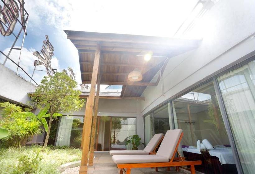 호텔 Kun Ming Shengshi Qianhe