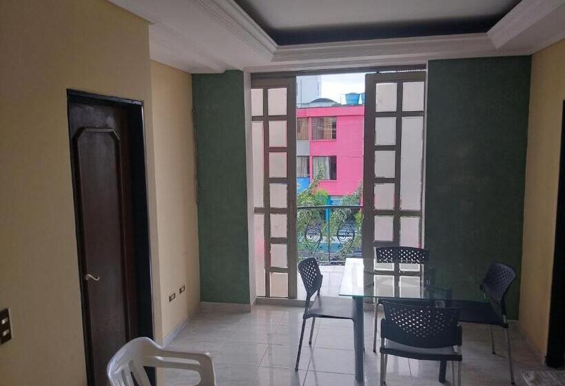 Apartamento Central Independiente A Media Cuadra Del Parque La Herradura