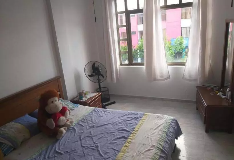 Apartamento Central Independiente A Media Cuadra Del Parque La Herradura