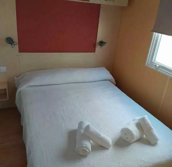 Bungalows Buda Beach