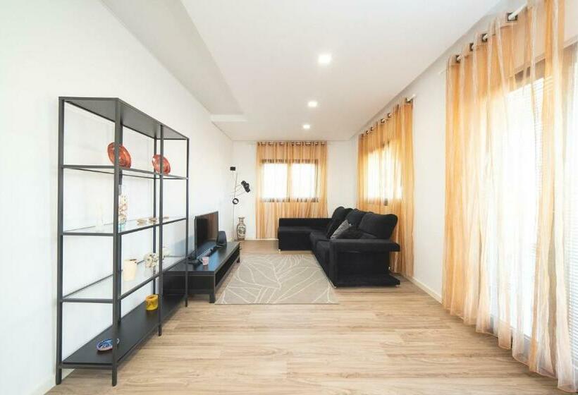 Viana Fishers House   Pool & Beach !