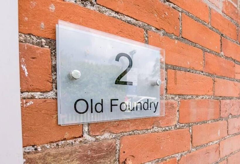 2 Old Foundry Long Melford