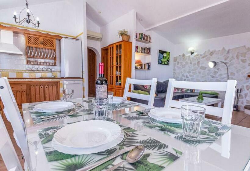 2 Bedroom Amazing Home In Torrox