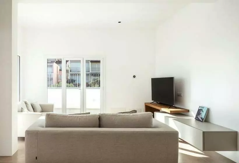 Apartment With Private Heated Pool   Domus Enzo