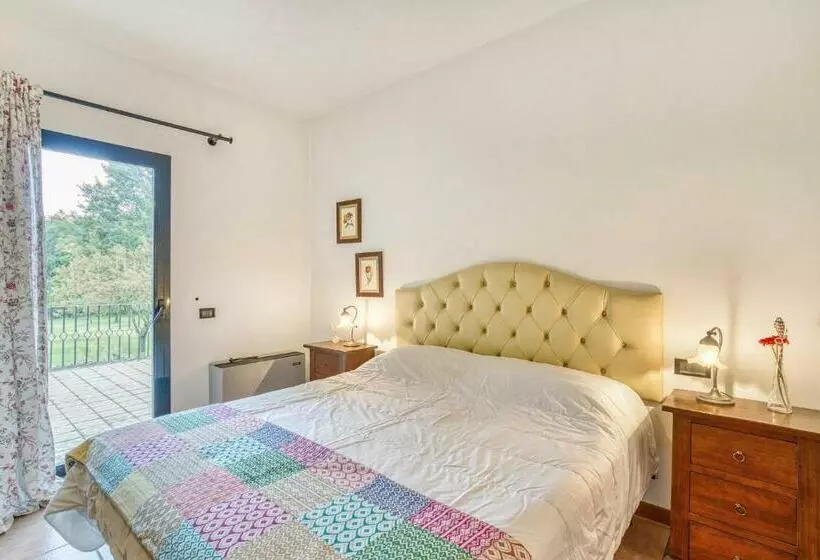 Amazing Home In Umbertide With Kitchen