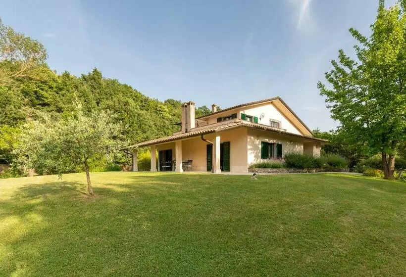 Amazing Home In Umbertide With Kitchen