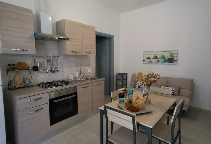 Salentin Home   Searelax