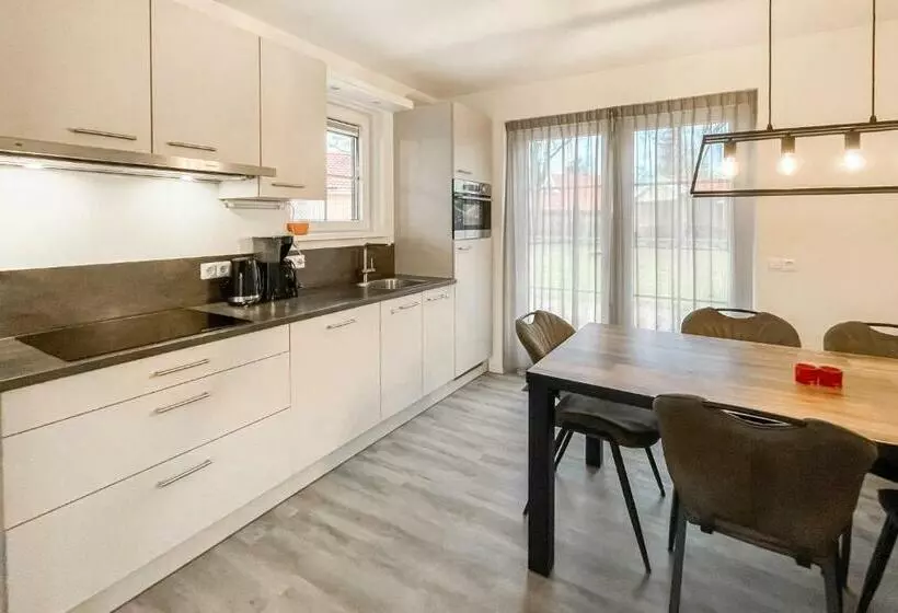 Gorgeous Home In Hoge Hexel With Kitchen