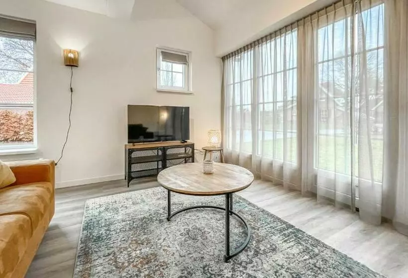 Gorgeous Home In Hoge Hexel With Kitchen