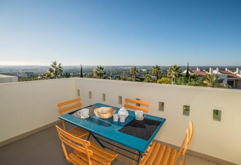 Portimão Elegant House With Pool By Homing