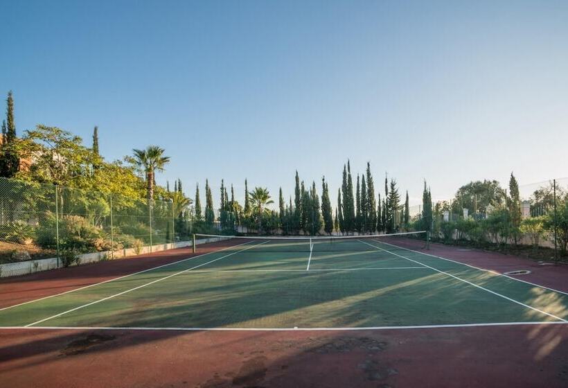 Portimão Elegant House With Pool By Homing