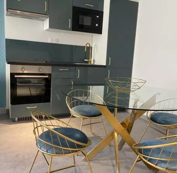 La Terrasse Du Faubourg