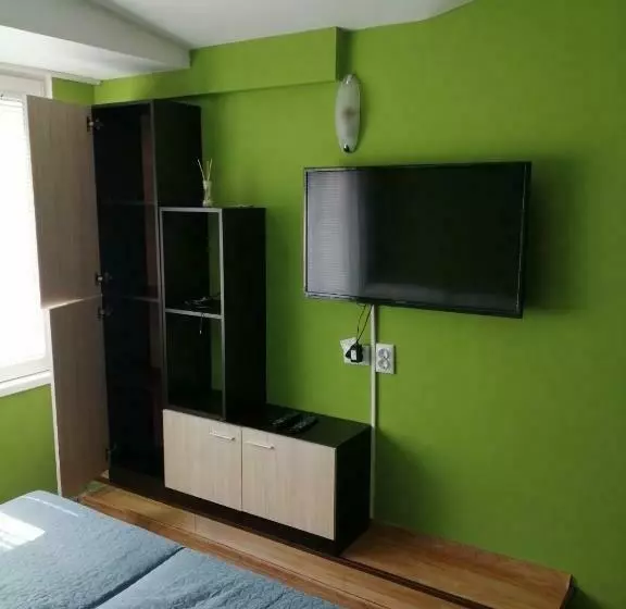 Top Center Apartment And Rooms Varna