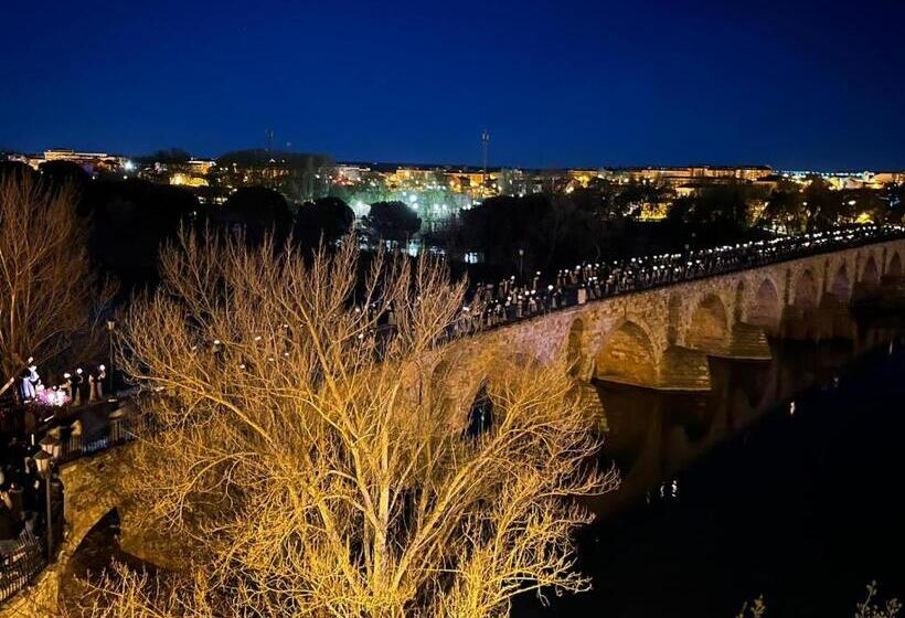 A Los Ojos Del Río Duero