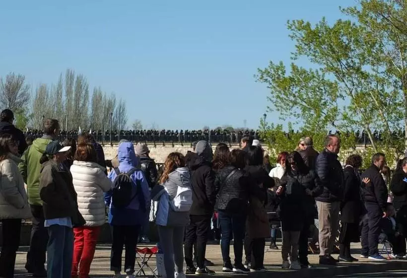 A Los Ojos Del Río Duero