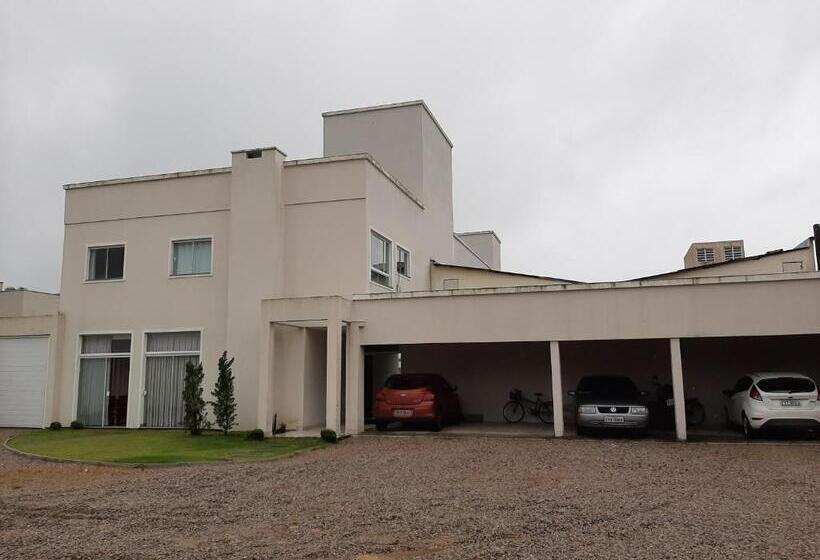 Apartamento Em Tijucas Próximo A Praias