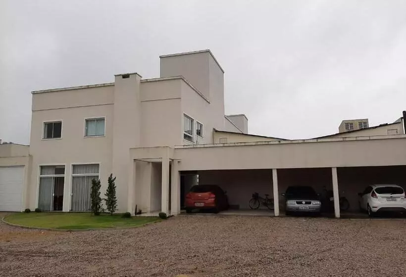 Apartamento Em Tijucas Próximo A Praias