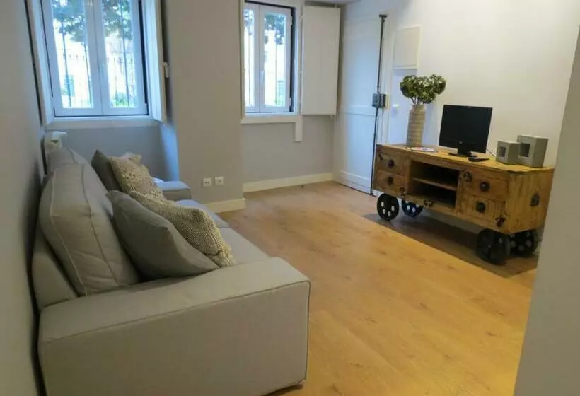 Belém 27, Terrace Apartment