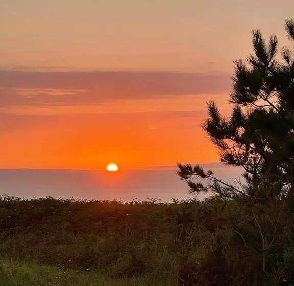 El Rancho Busto   Luarca