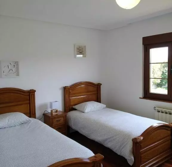 El Rancho Busto   Luarca