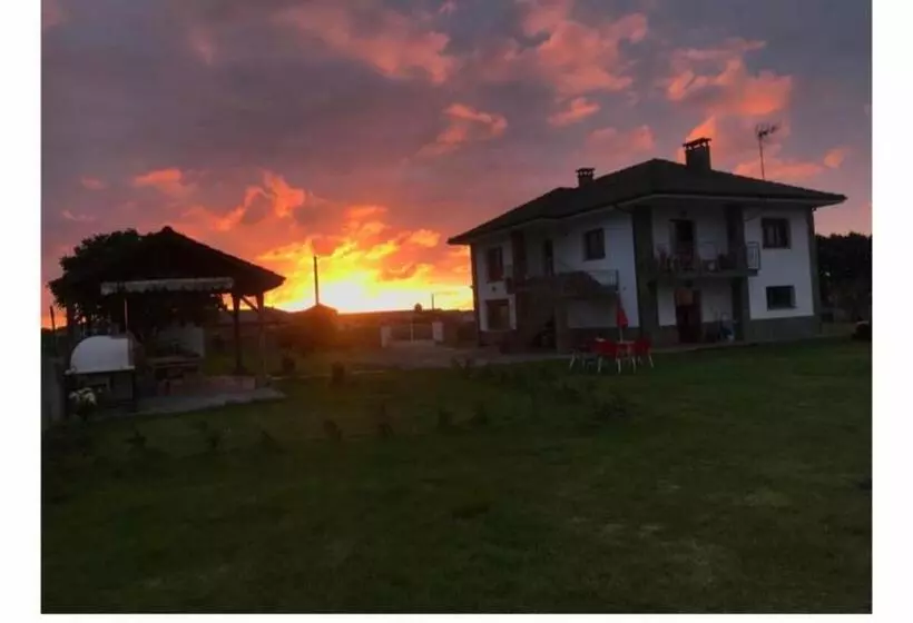 El Rancho Busto   Luarca