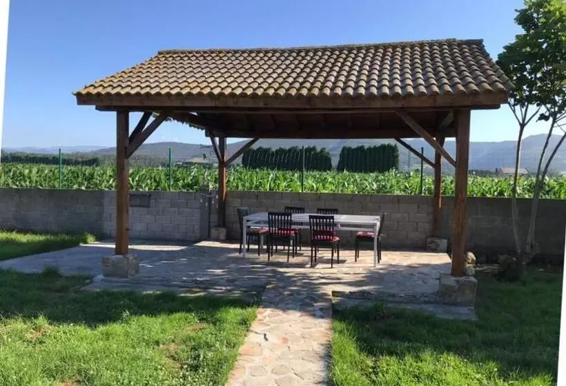 El Rancho Busto   Luarca