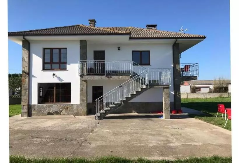 El Rancho Busto   Luarca