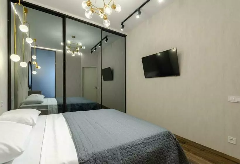 ж Luxury Apartments For A Wonderful Holiday On Zhylyanska Street