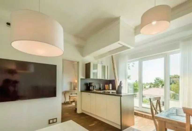 Villa Anker 1 Etage   Links