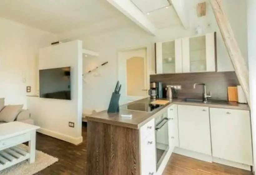 Villa Anker 1 Etage   Links