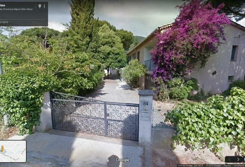 Appartement Classé 3 étoiles Au 1er étage D Une Maison Avec Jardin Dans Un Quartier Calme
