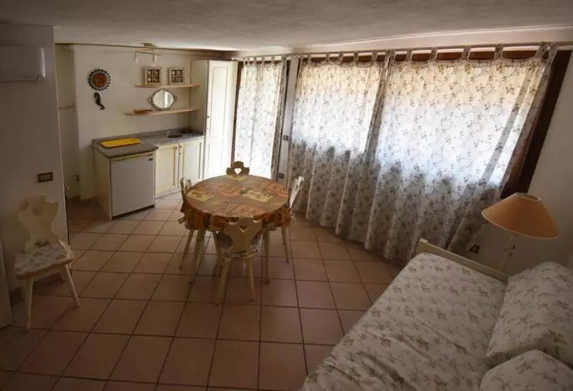 Centro Servizi Marinella