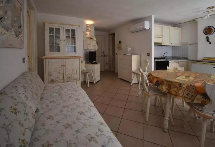 Centro Servizi Marinella