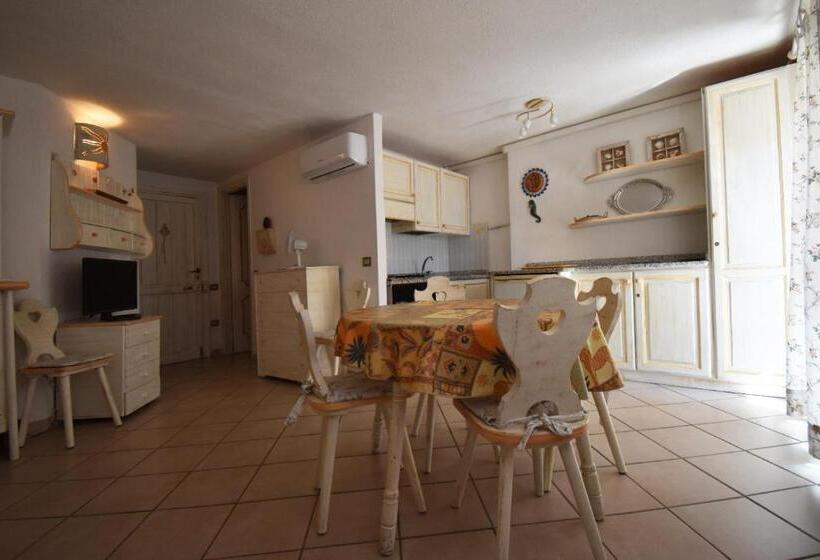 Centro Servizi Marinella