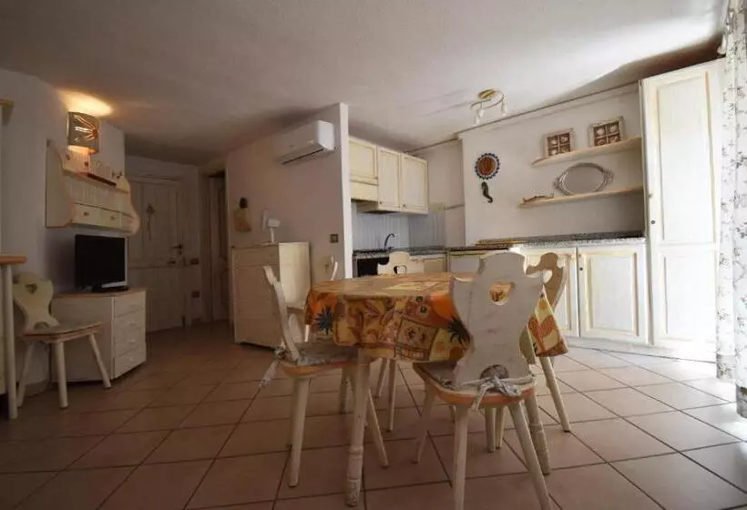 Centro Servizi Marinella