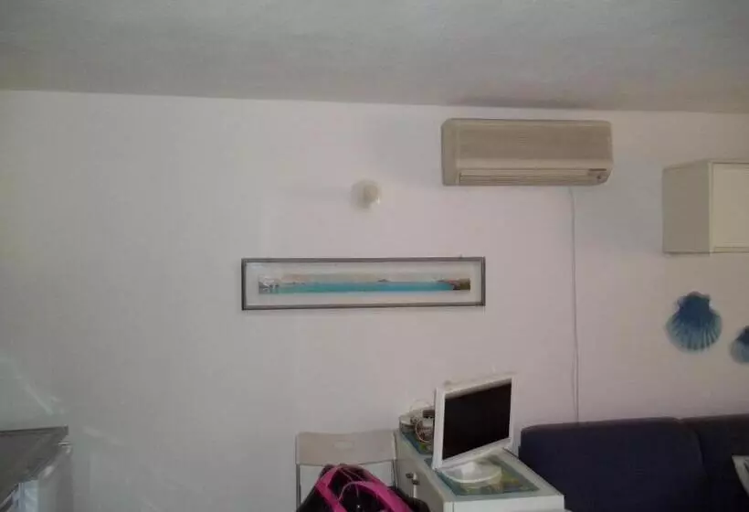 Centro Servizi Marinella