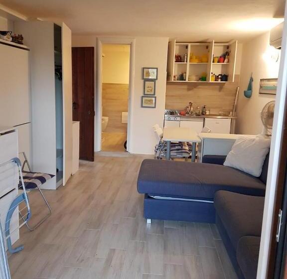 Centro Servizi Marinella