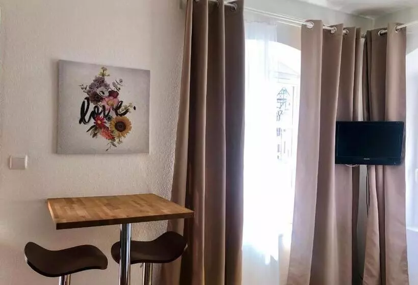 Chez Jeanne   2 Personnes