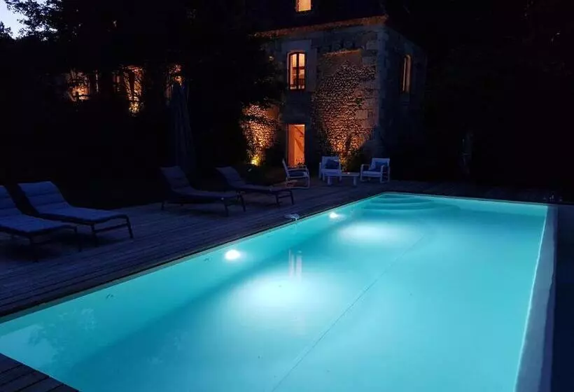 Gîte De Chantegrel